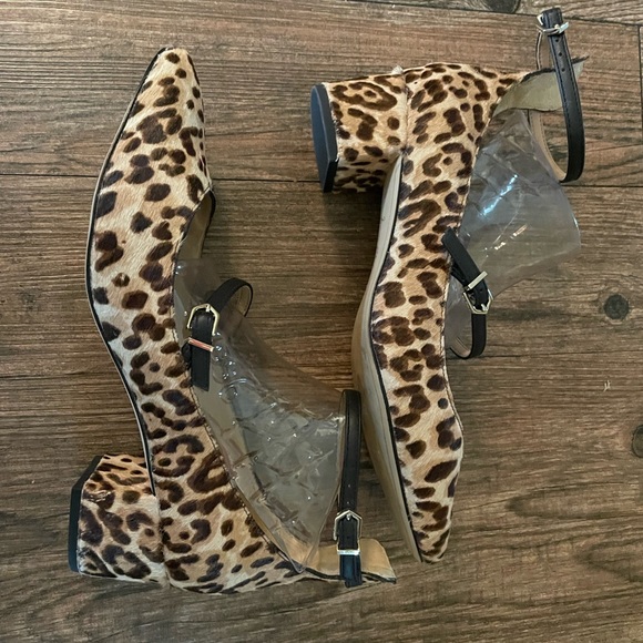 Sam Edelman leopard print cowhide shoes with ankle and front strap, size 7 - Picture 5 of 5